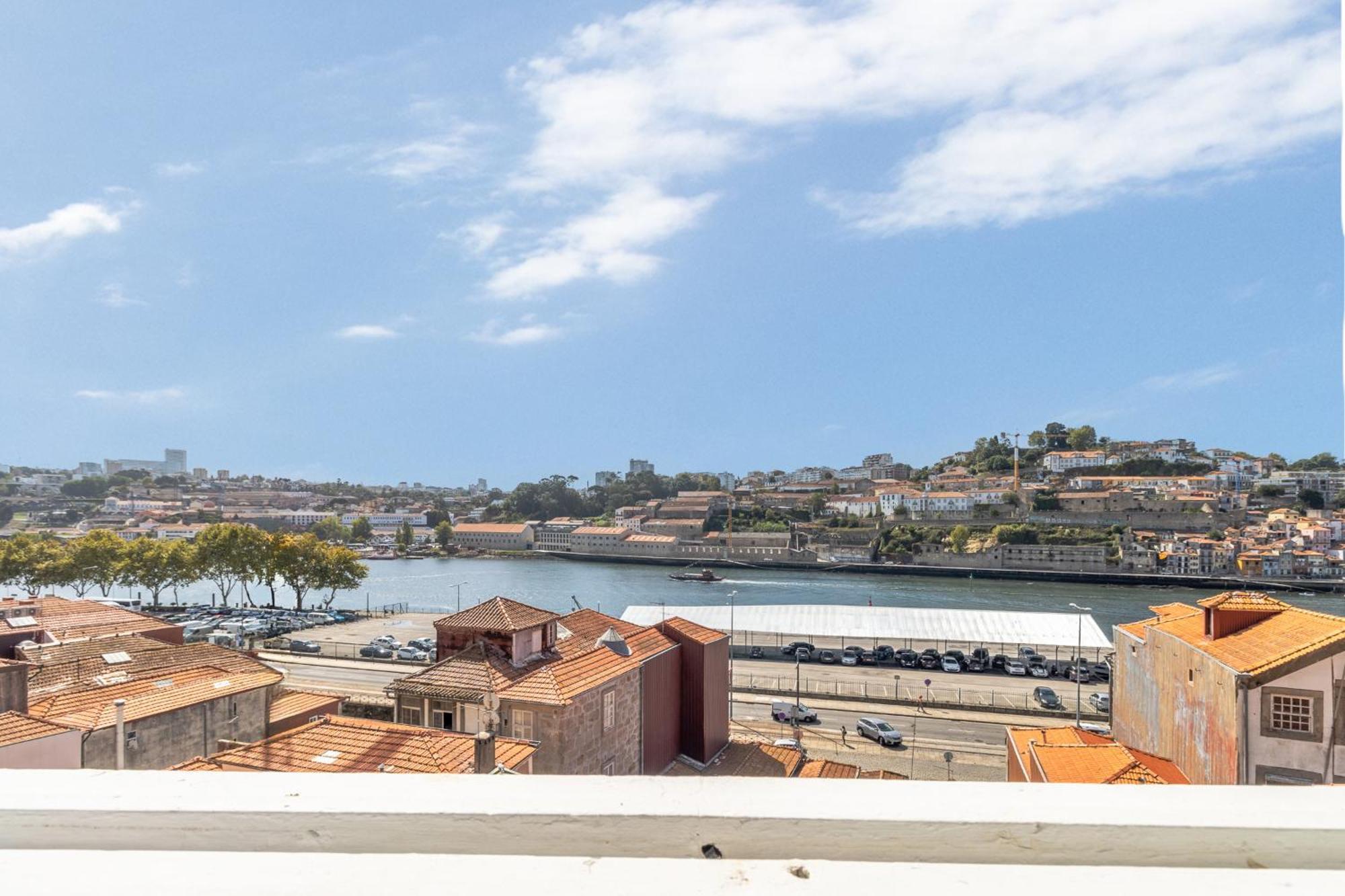 Porto Riverville Apartments Exterior photo